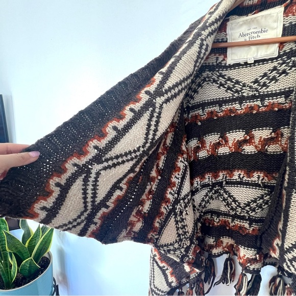 Abercrombie & Fitch Wool Blend Bohemian Aztec Print Open Hippie Cardigan Sz M/L - Picture 3 of 9
